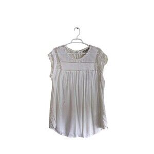 Danielrainn Top Women's Size 2X White Lacey Cap Sleeve